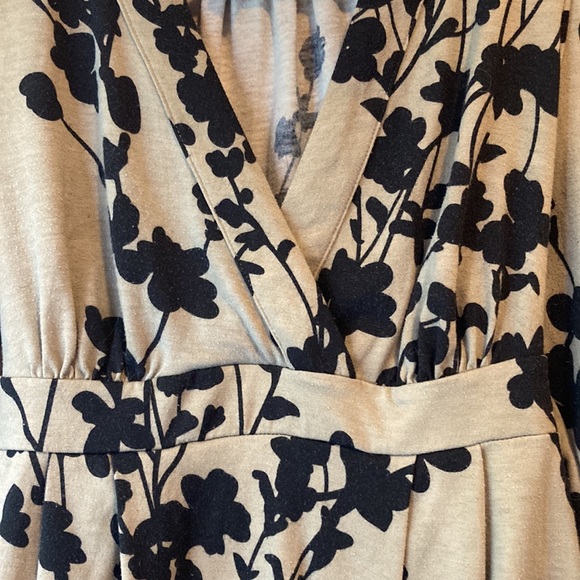 Liz Lange Maturity Shirt - Picture 6 of 6